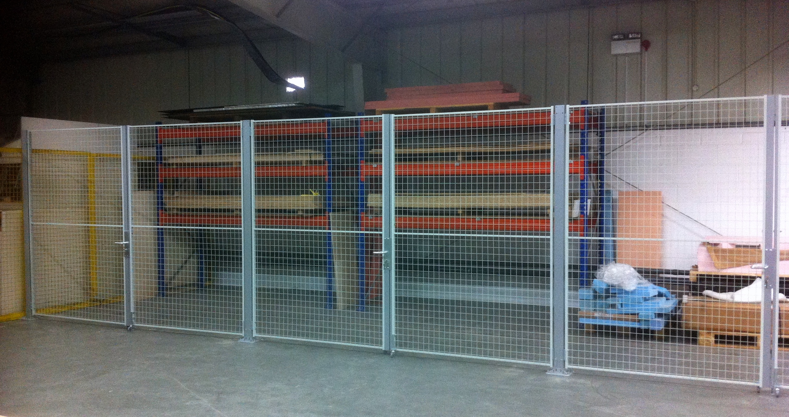 OfficeSTOR mesh 3m doors OfficeSTOR mesh 3m doors