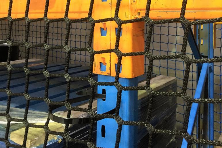 Racknets Back of rack ant-collapse racking | MeshSTOR